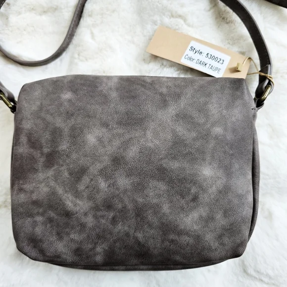 🕊️ Boho Vegan Leather Taupe Purse - Picture 3 of 4